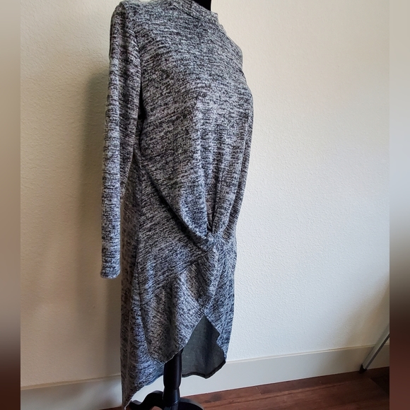 Azules High-Low Knit Top.   NWOT - Picture 1 of 8